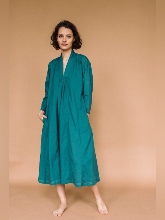 Lekha Urvi Dress in Black - Picture 3 of 4